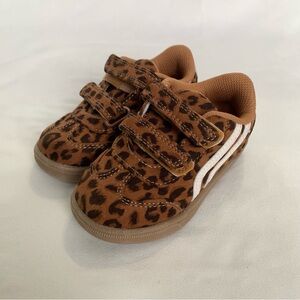 Cat & Jack Kids' Dakota Retro Sneakers Toddler Size 6 cheetah print